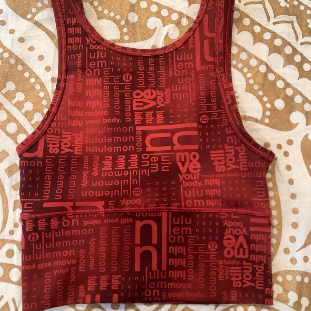 Lululemon Power Pivot Everlux Tank – Red Ombré Motif (Size 2)